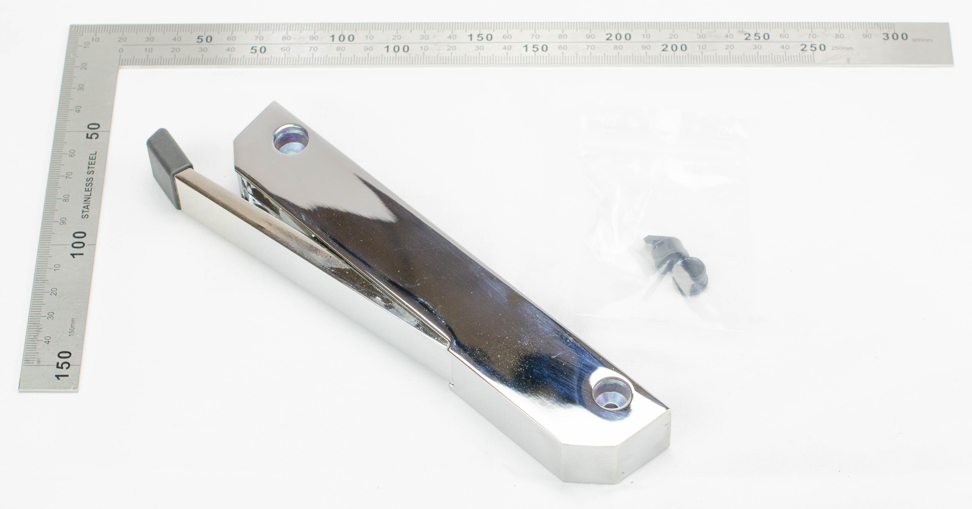 Produktbild Tuerverschluss-2-3