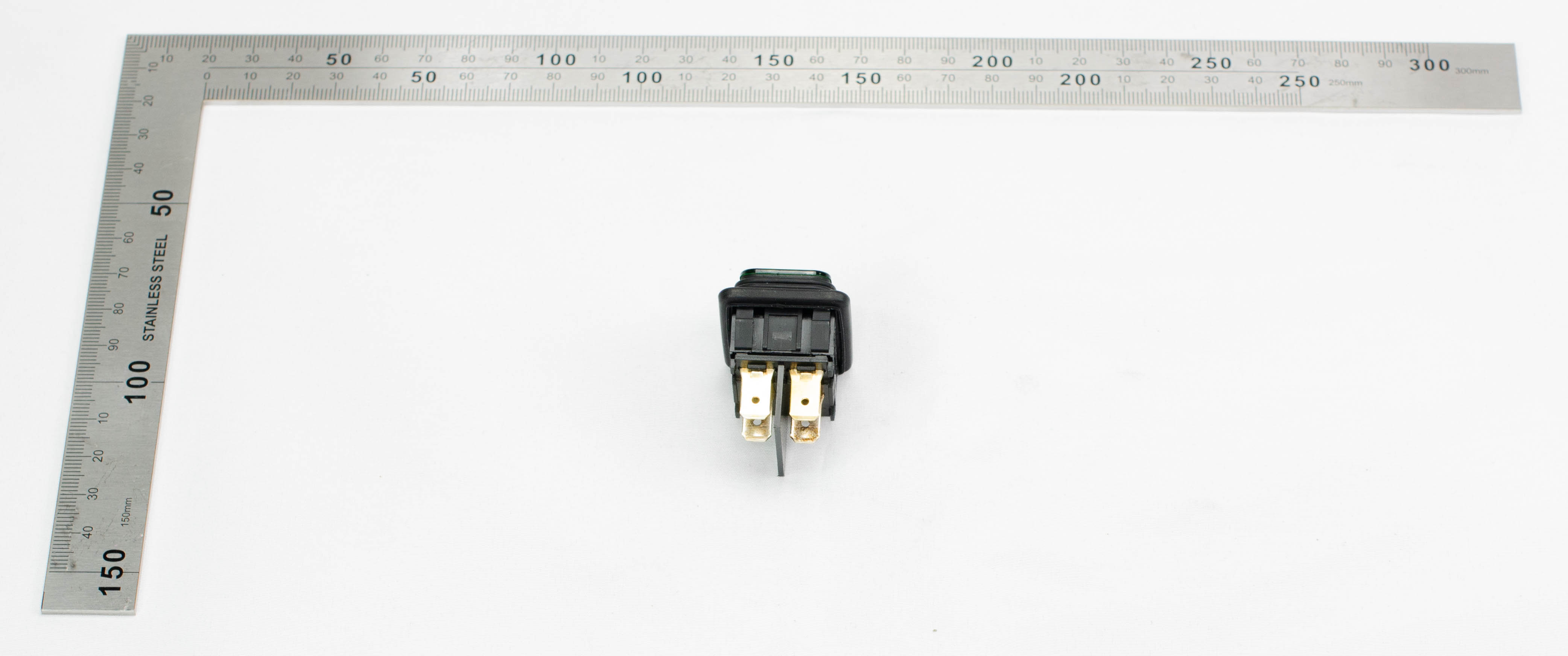 Produktbild Wippschalter 2pol., schwarz gruen, beleuchtet IP65-4